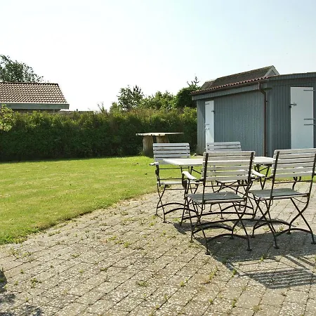 Two-bedroom Holiday In 12 * Hejls