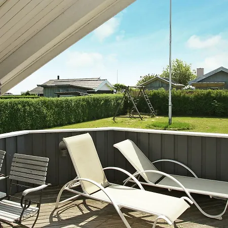 Two-bedroom Holiday In 12